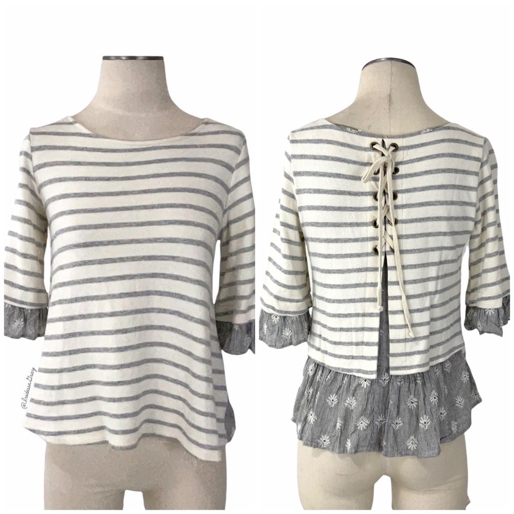 Anthropologie- eri + ali Cream Gray Stripe Contrast Knit Top Size XS.